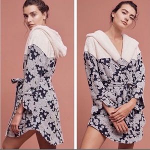 Anthropologie Lilka Textured Sherpa Navy Robe M/L